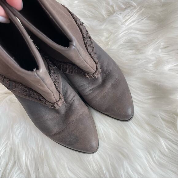 B. Makowsky | Women’s Brown Suede Addison Ankle Booties Boots Wedge Heel Pull-On - Picture 5 of 11